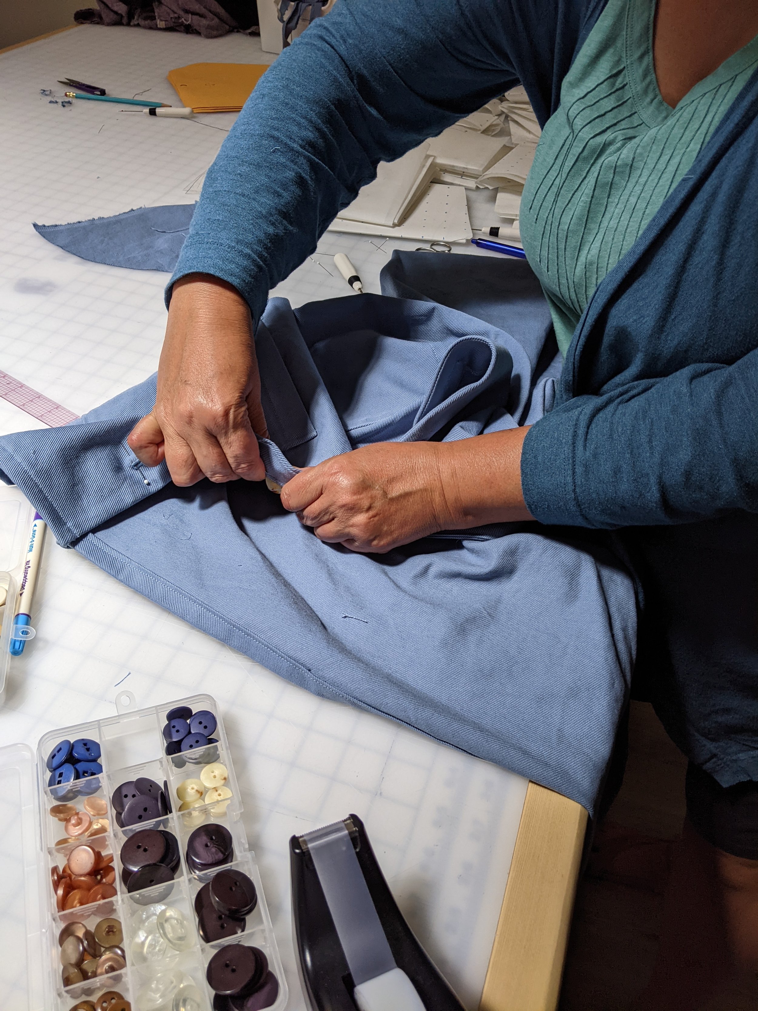 How To Sew On A Patch. Learn to Sew On A Patch By Hand, With A Sewing  Machine, or Iron -On. 