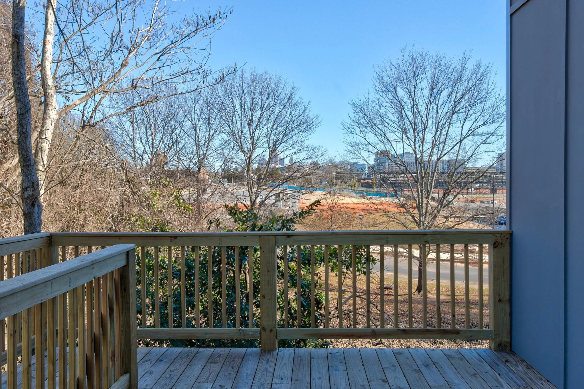 53-web-or-mls-Address Here-35.jpg