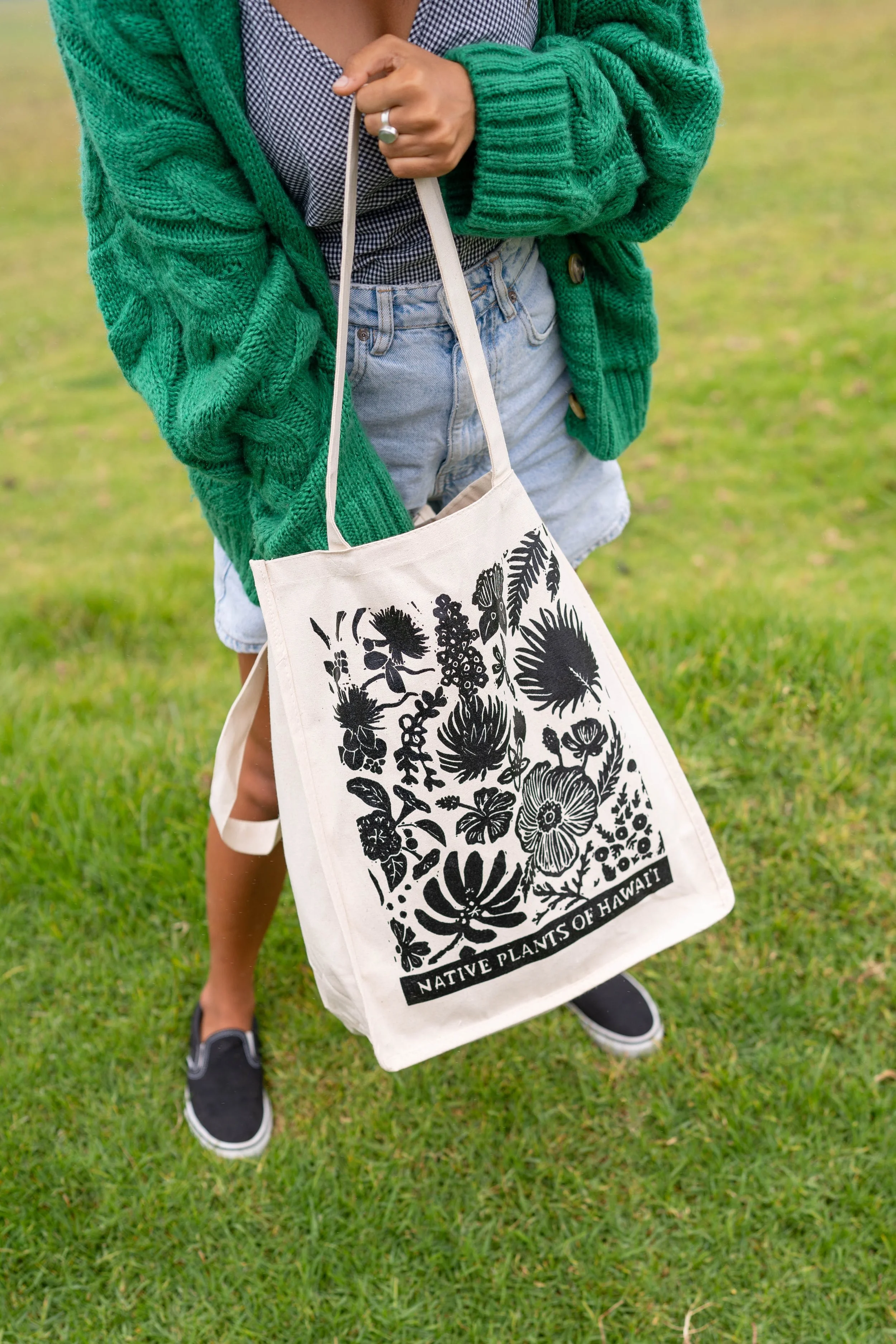Native Plants of Hawaii Market Bag Grab.jpg