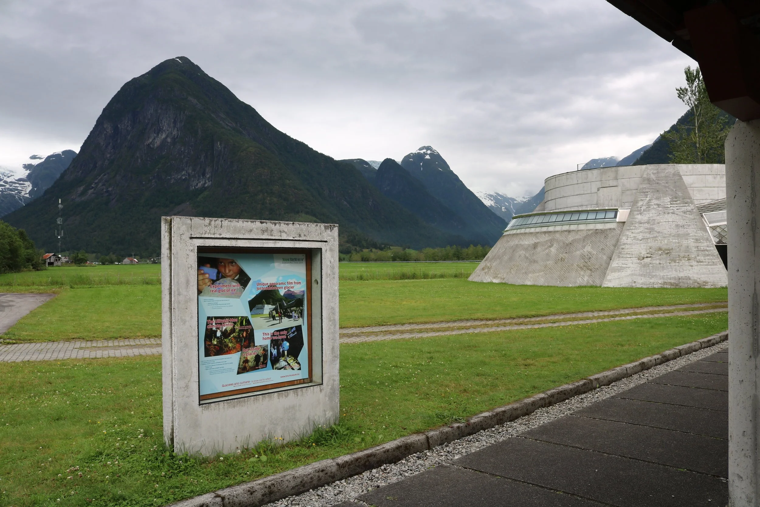 Utvida opningstider i september