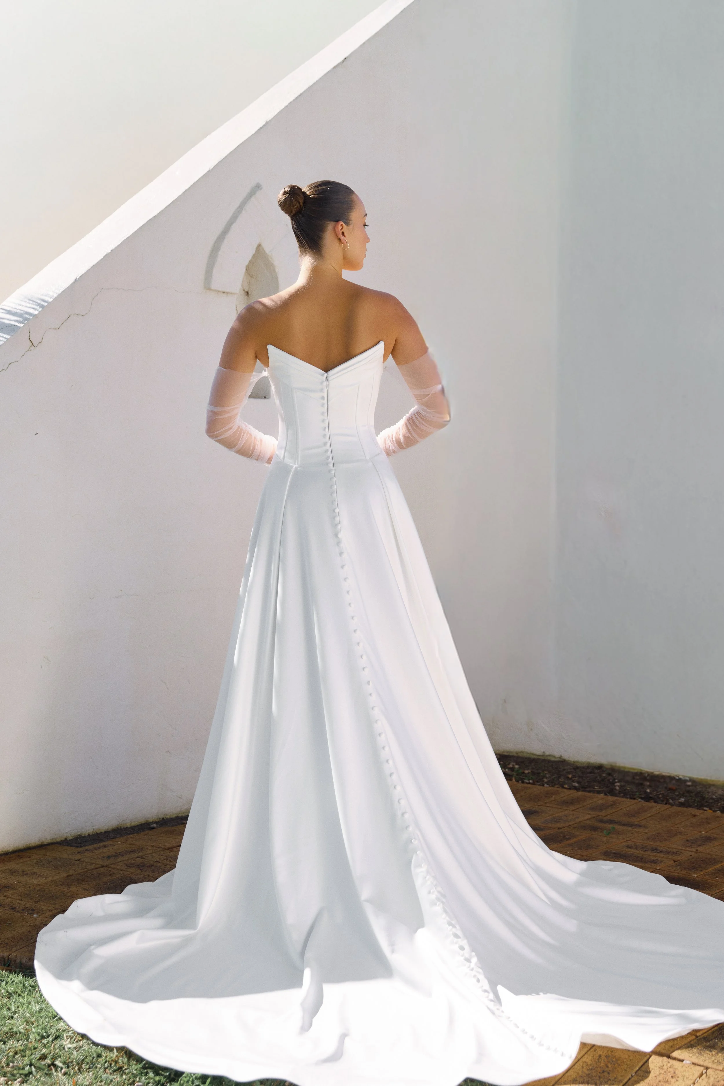 EVERLYN-BACK.jpg