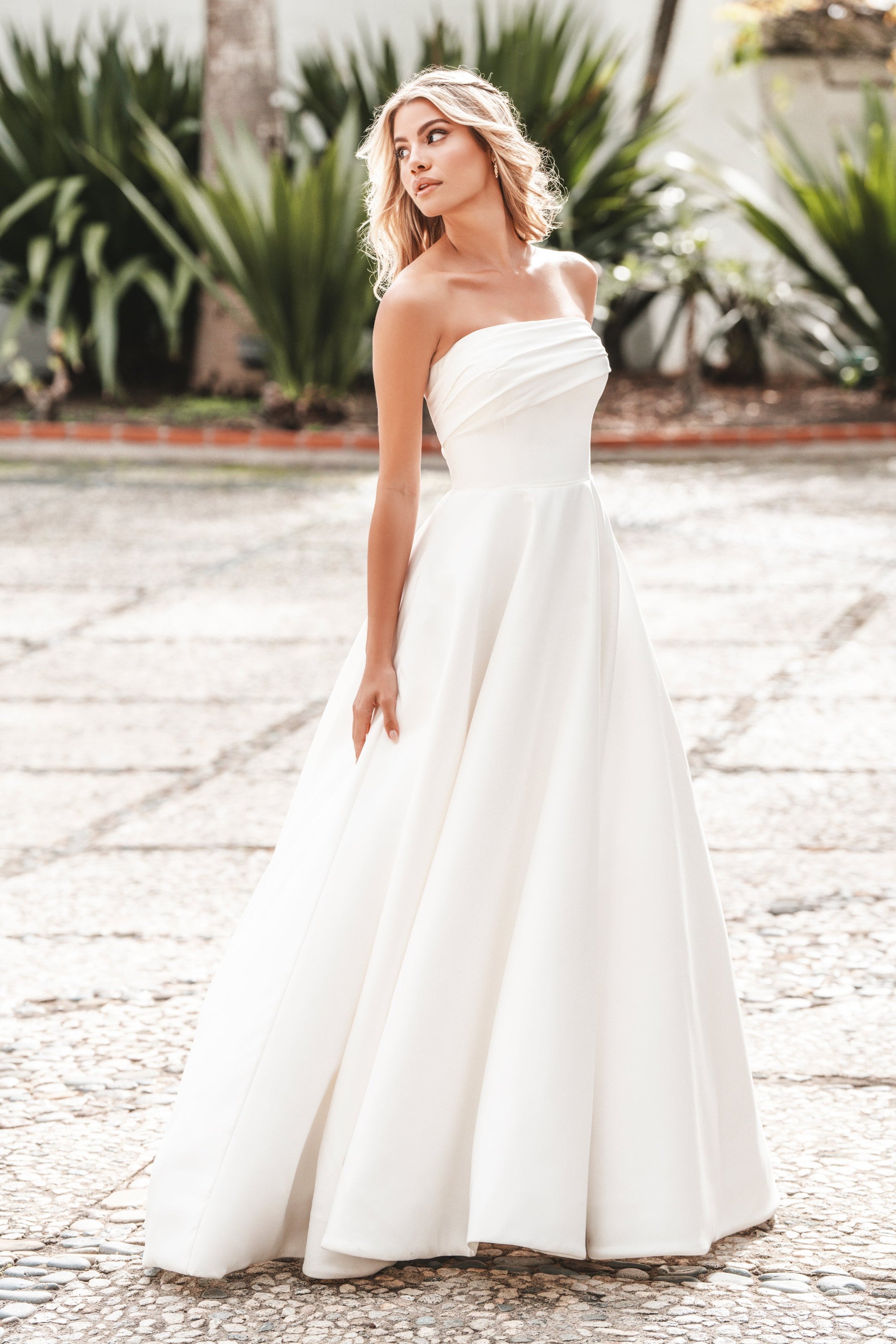 R3762-06_format_jpg&width_2000__70436.jpg