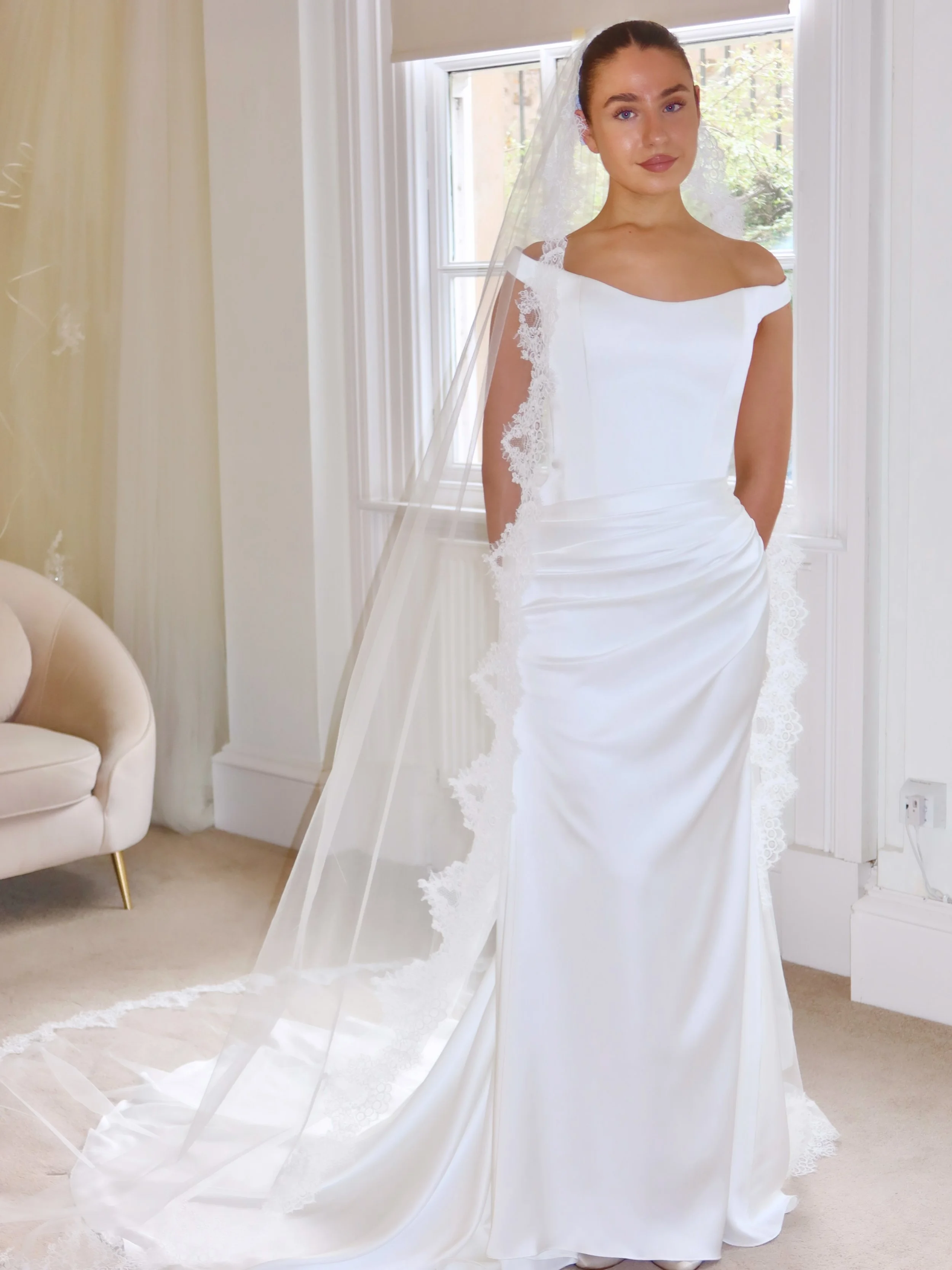 One of our current faves from @palomablancabridal 🕊️ and how stunning is she paired with a statement Chantilly lace veil?

To find your dream dress, book your appointment via the link in our bio 🤍

#palomablancabride #modernbride #minimalistwedding