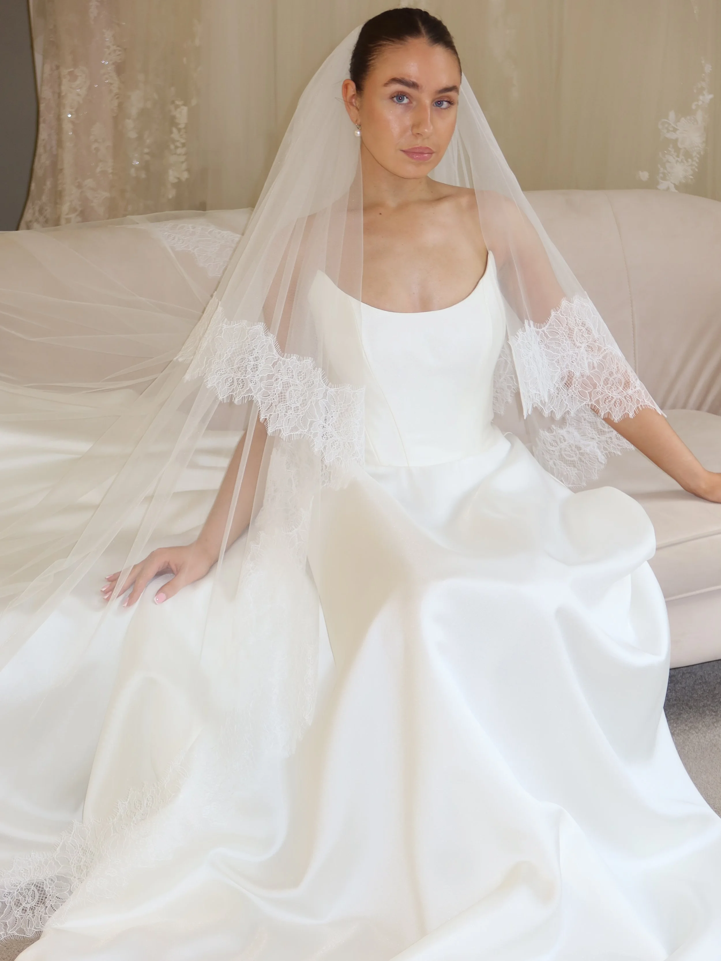 One Dress, Three Ways 🤍

Dress: &lsquo;Ottawa&rsquo; by @wona_concept 

Book your bridal appointment today. We can&rsquo;t wait to help you find the one! 

#wonaconceptbride #wonaconcept #modernbride #weddingdress