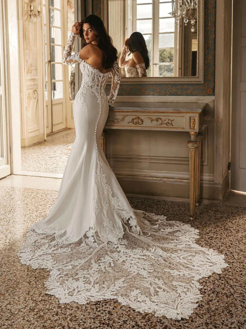 Enzoani_WILOMINA_sophia_grace_couture_backfull.jpg
