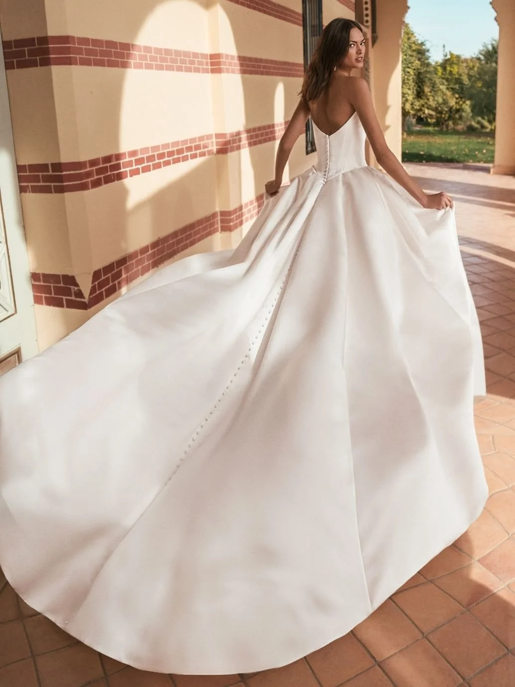 enzoani_Blue_USOLA_sophia_grace_couture_back.jpg