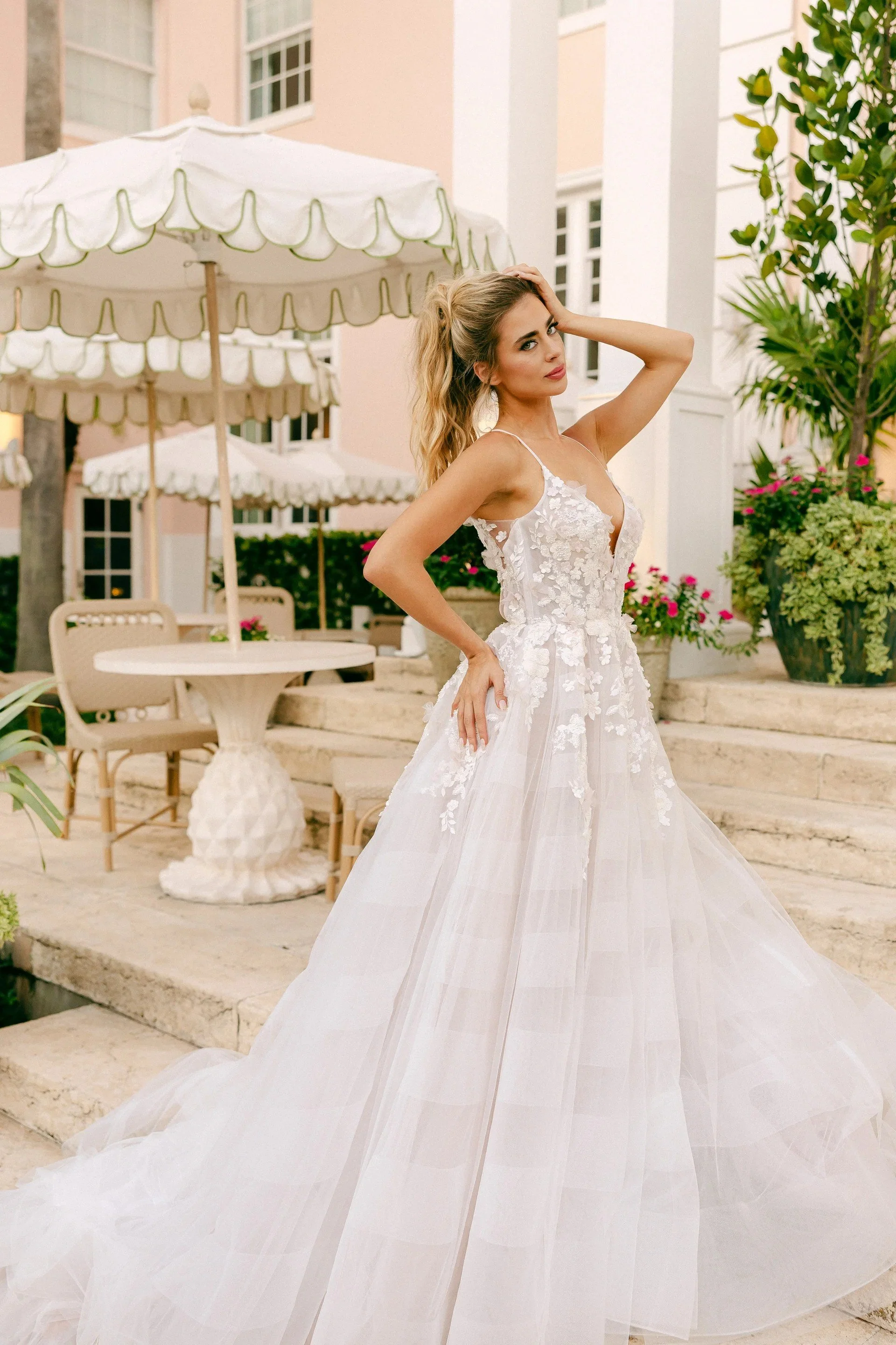 Hayley Paige Wedding Dresses on Sale in Scotland