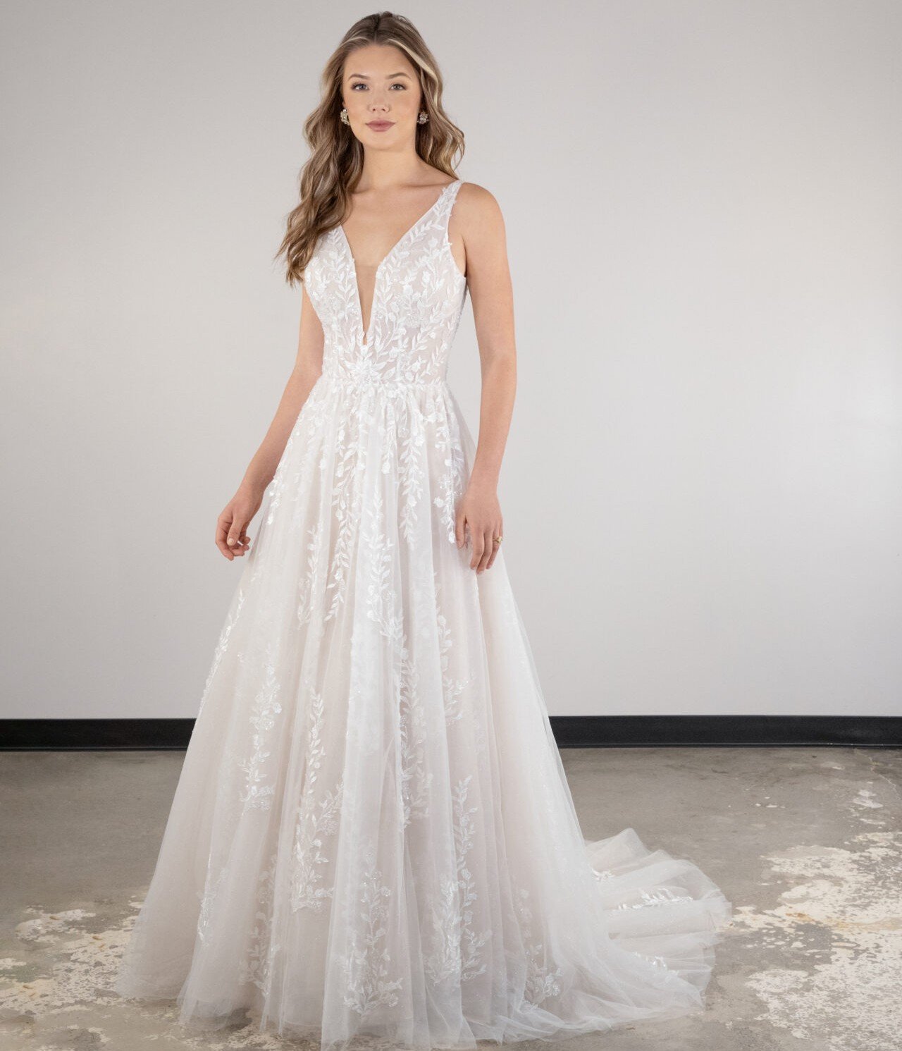D4007-essense-of-australia-sophia-grace-couture.jpg