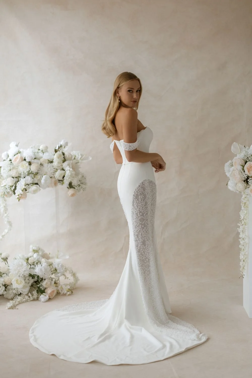 E568-Studio-Anderson-03 side view.jpg