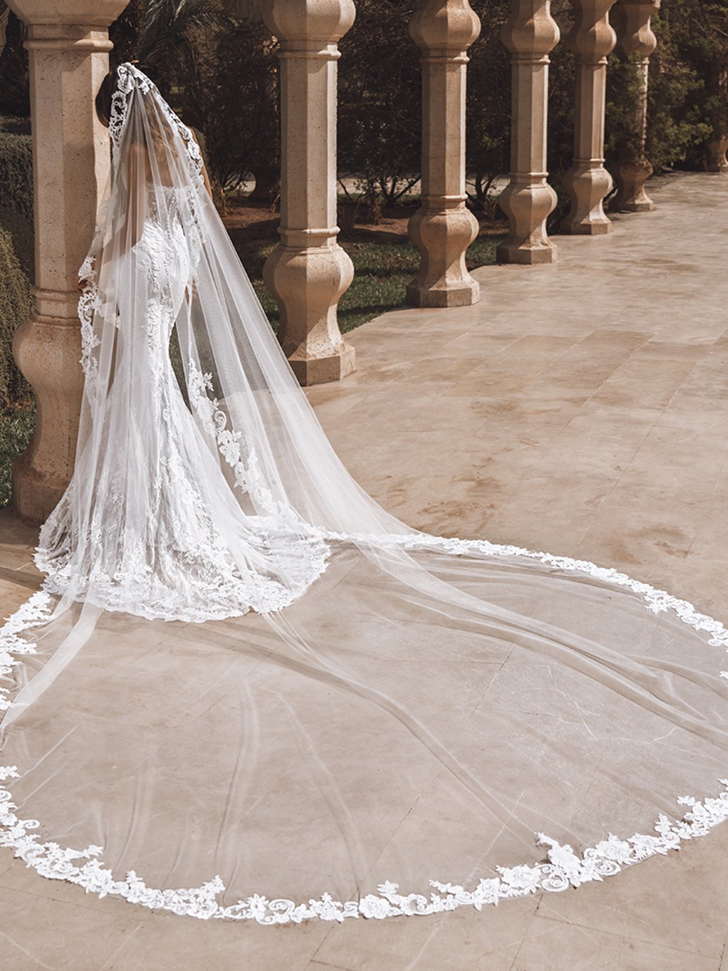 26_Enzoani_PRO_VENICE-V_Bac_Web.jpg