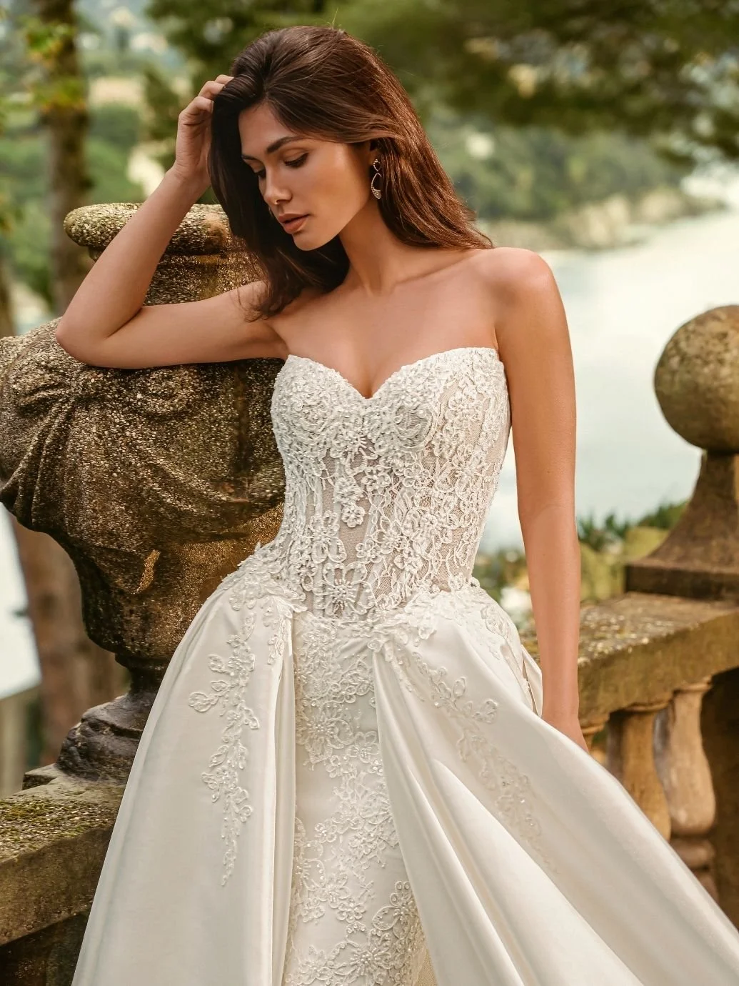 Sophia_Grace_Couture_Enzoani_Wanda_Wedding_Dress_3.jpg