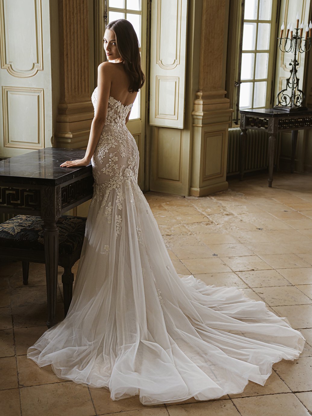 26_Elysee_PRO_GRETCHEN-D_Bac_Web.jpg