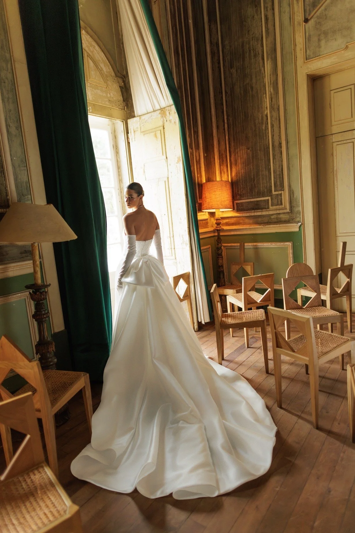 wona_white_bridal_alchemy_artemis_5.jpg