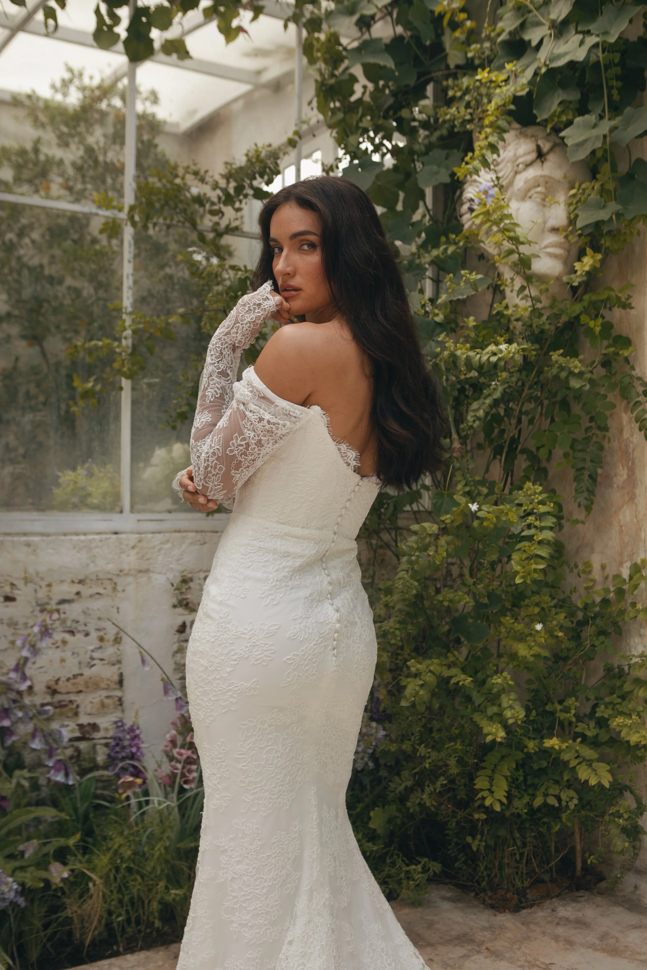 ADELINE-BACK2.jpg