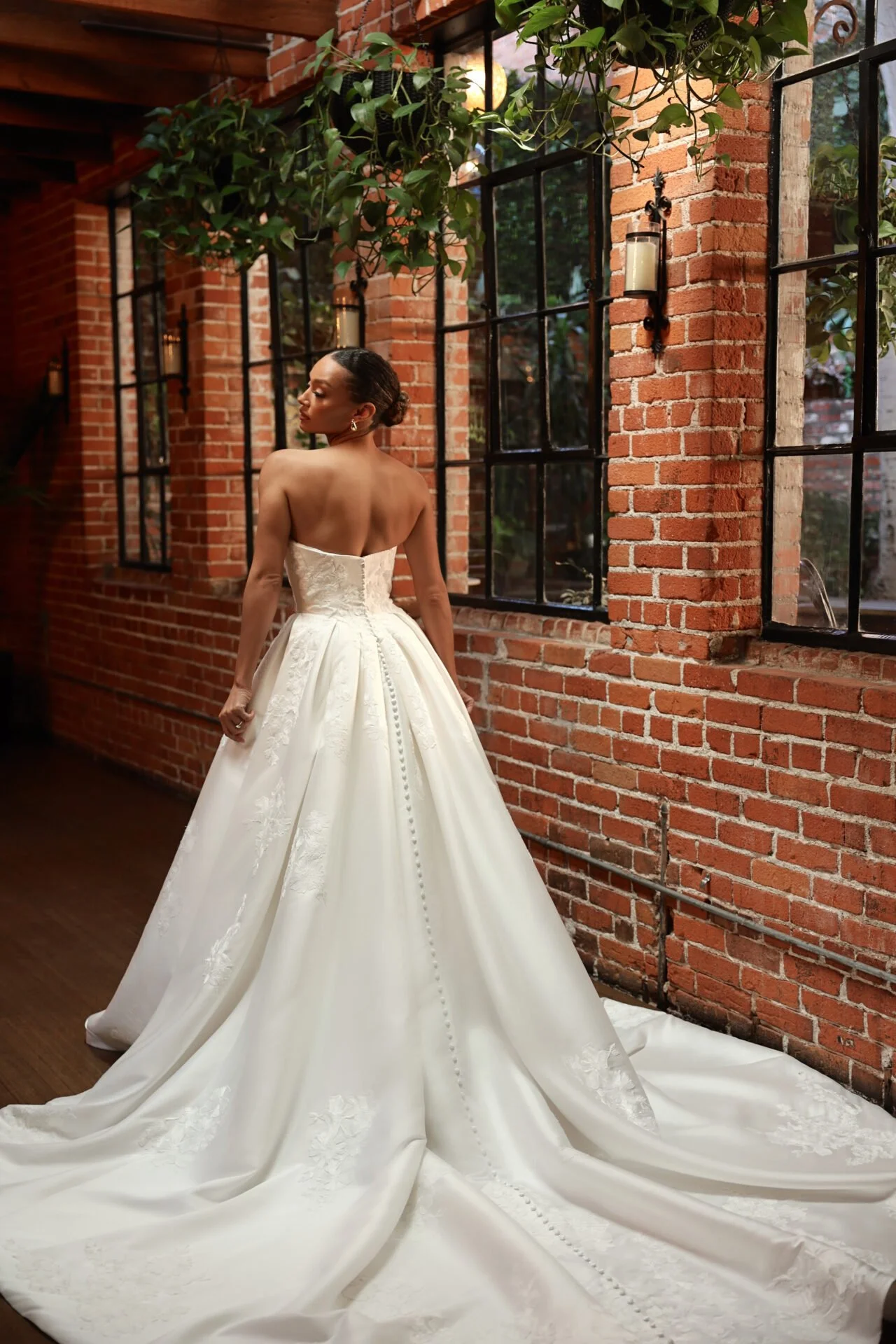 D4265-M25-INF-ESS-08-1280x1920.jpg
