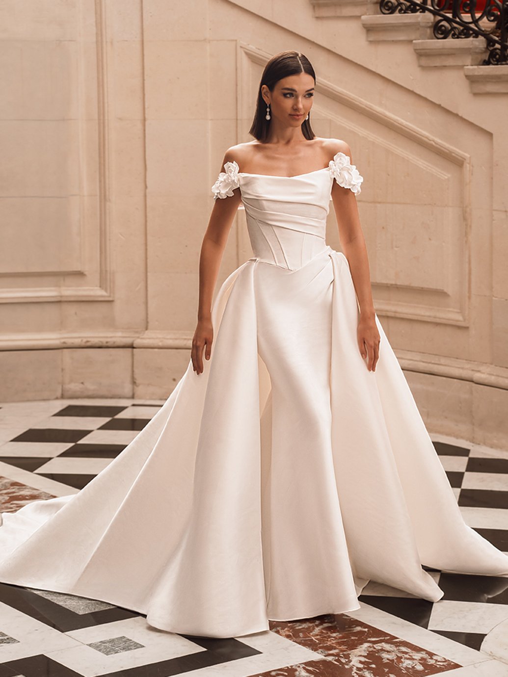 25_Elysee_PRO_FLORENTINA_Sleeves_Fro_Web.jpg