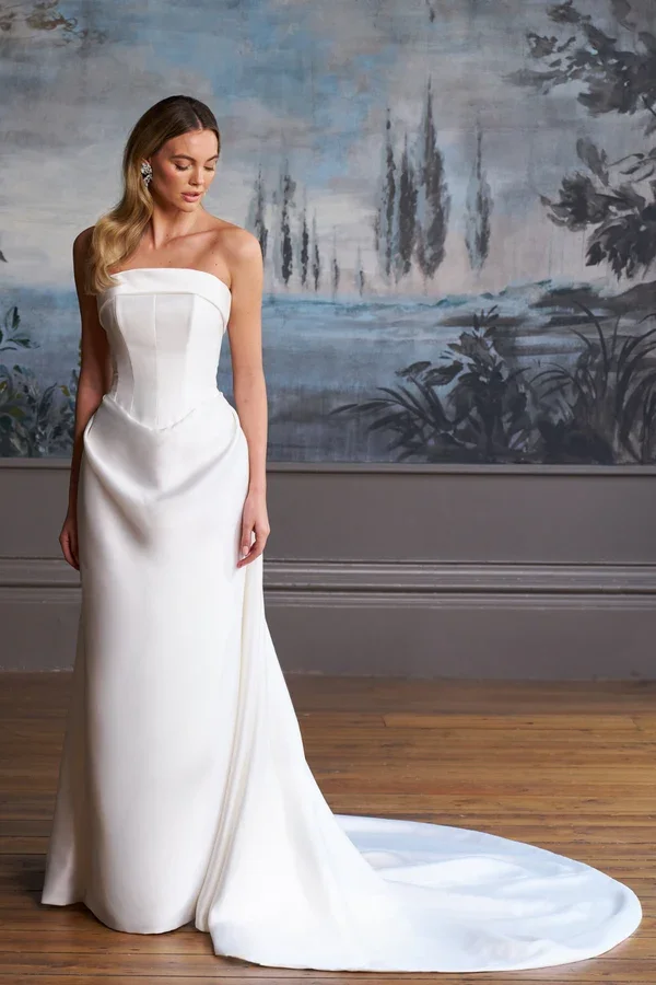 Sophia_Grace_Couture_Caroline_Castigliano_Moon_Flower_Wedding_Dress_1.webp