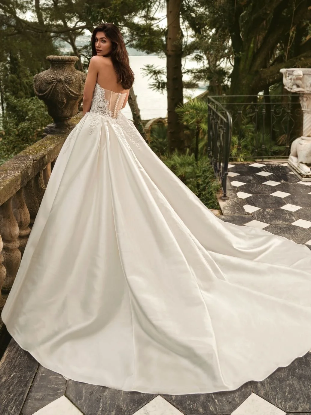 Sophia_Grace_Couture_Enzoani_Wanda_Wedding_Dress_6.jpg