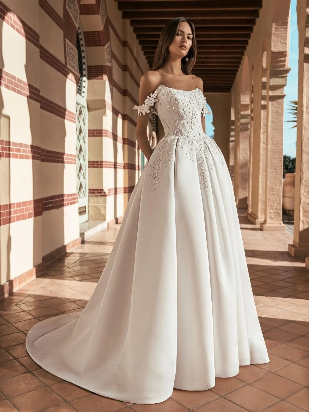 Sophia_Grace_Couture_Enzoani_Uritza_Wedding_Dress_1.jpg