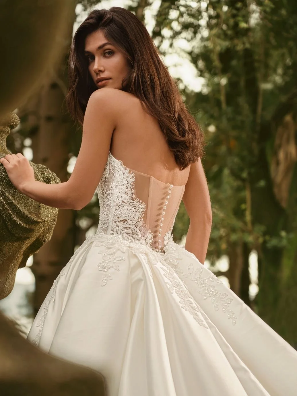 Sophia_Grace_Couture_Enzoani_Wanda_Wedding_Dress_4.jpg
