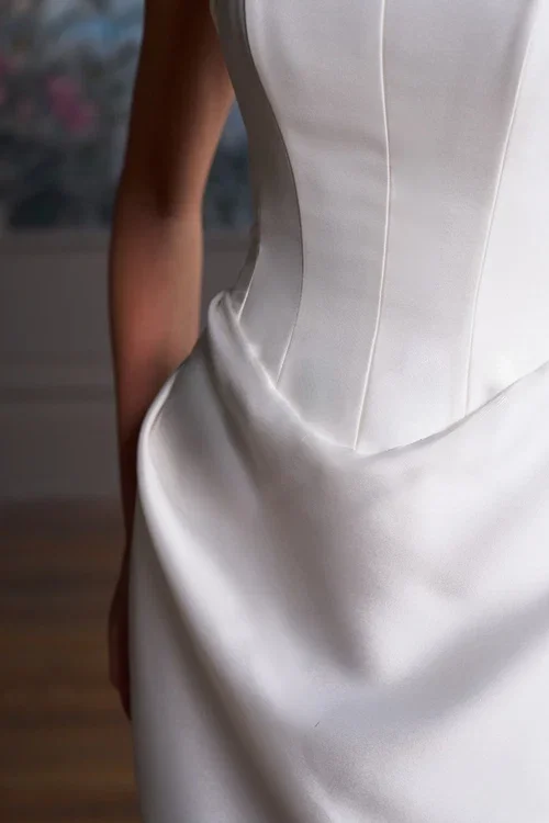 Sophia_Grace_Couture_Caroline_Castigliano_Moon_Flower_Wedding_Dress_3.webp