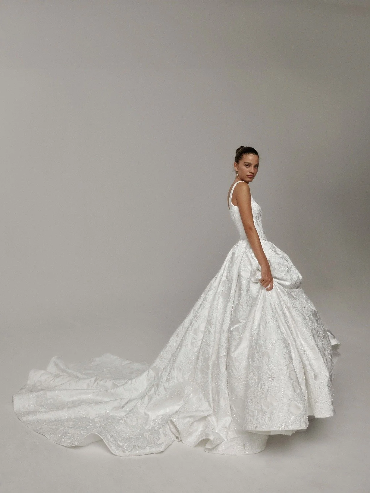 wona_white_edit_collection_horizon_3.jpg
