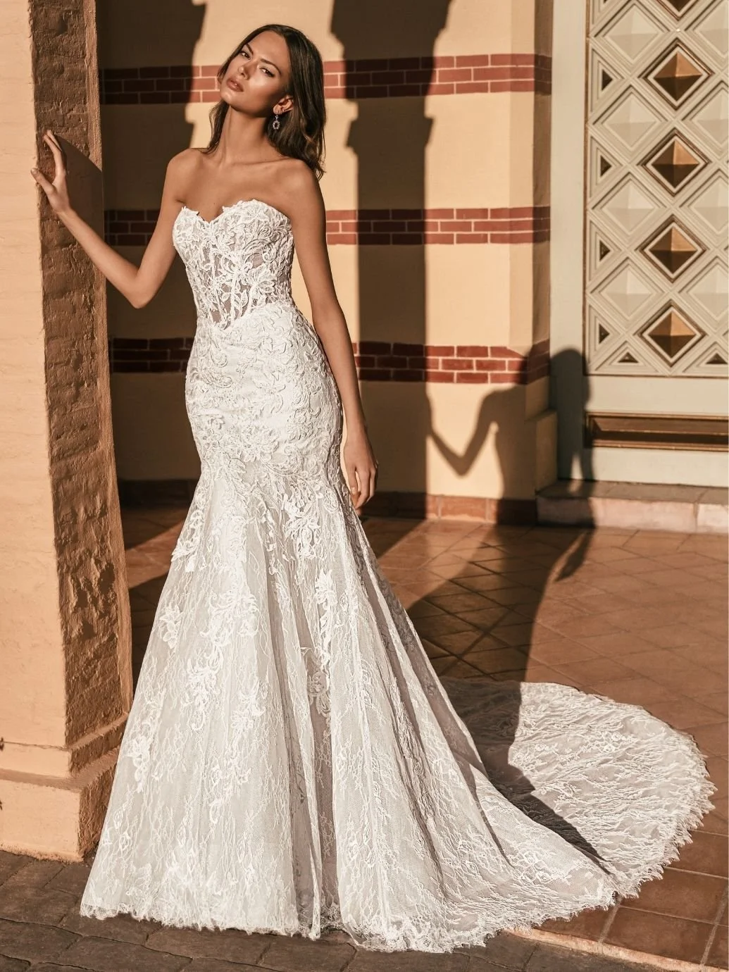 Enzoani_Blue_Uvoria_SophiaGraceCouture2.jpg