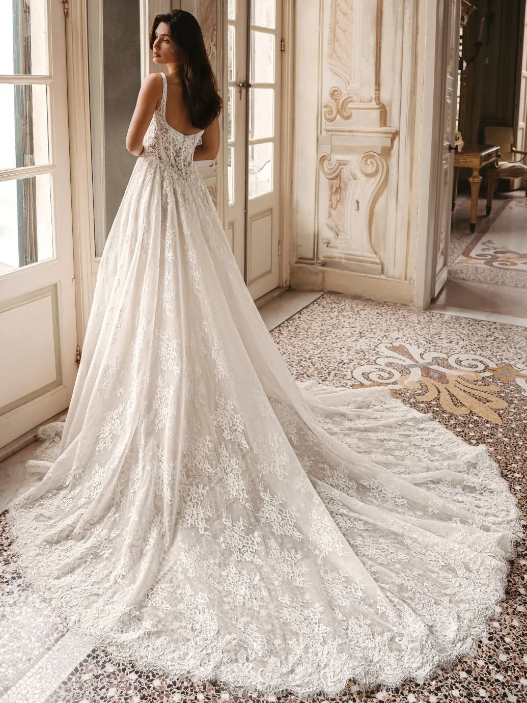 Sophia_Grace_Couture_Enzoani_Winslow_Wedding_Dress_1.jpg