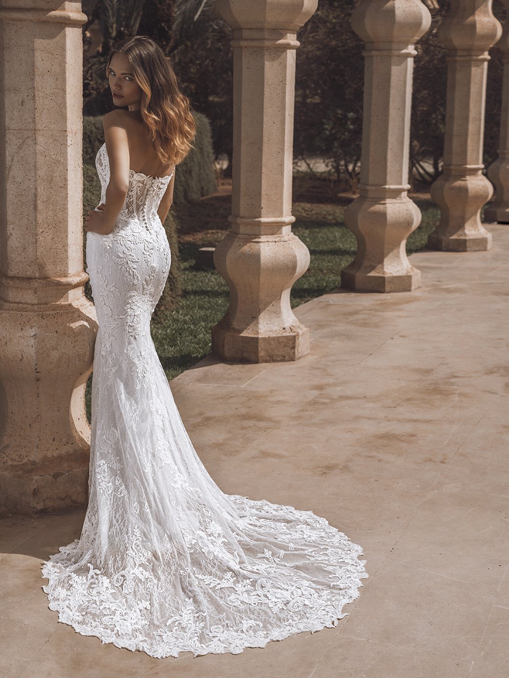 26_Enzoani_PRO_VENICE-D_Bac_Web.jpg