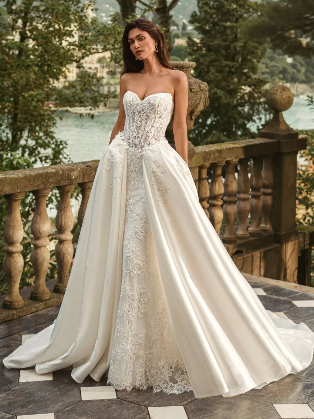 Sophia_Grace_Couture_Enzoani_Wanda_Wedding_Dress_5.jpg