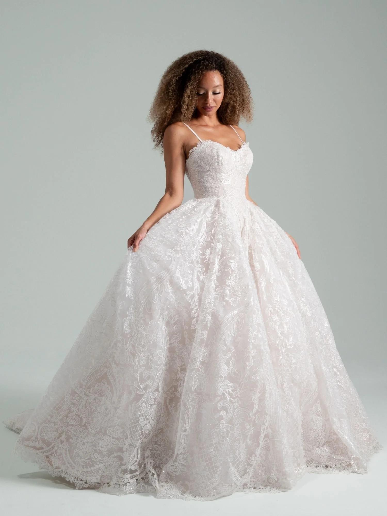 She Who Hung the Moon_HP62637_5.jpg