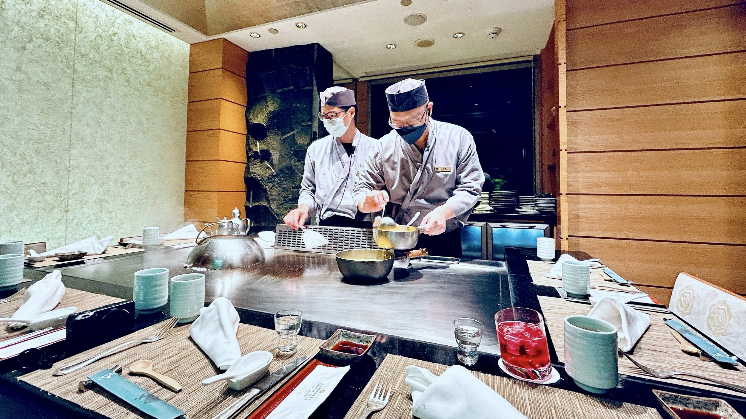 铁板烧-师傅俩.jpg