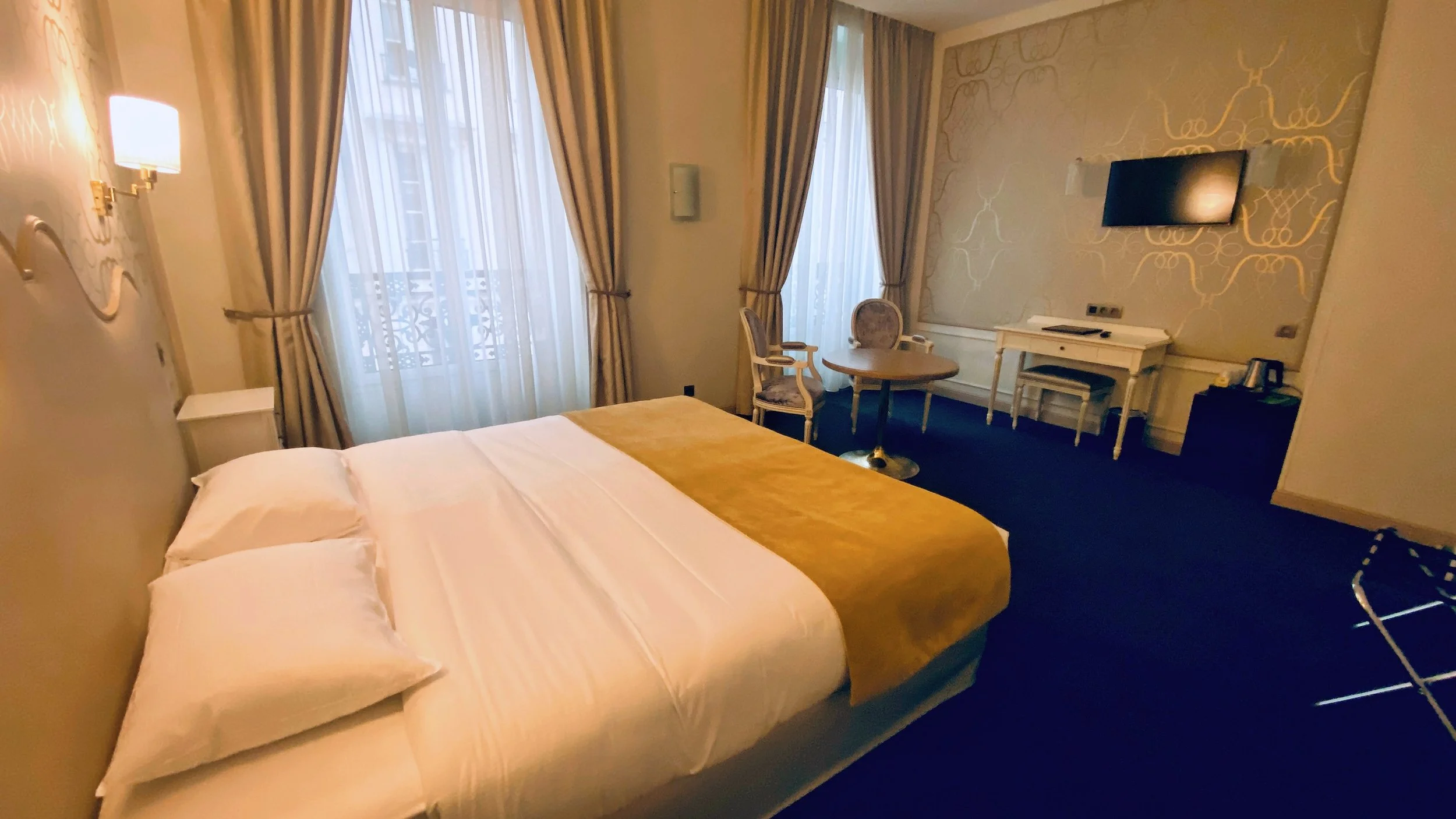 hotel2.JPG