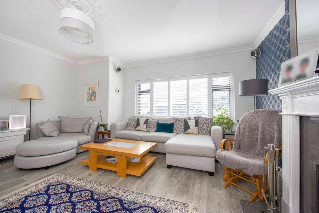 PHOTO-2022-03-11-10-30-34 (12).jpg