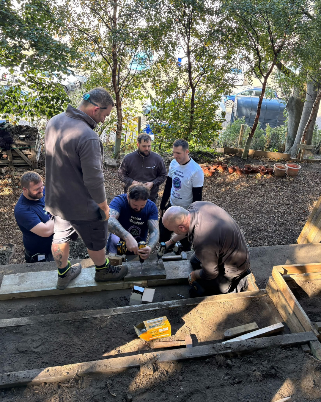 Centrica Scottish Gas Volunteers Move Mountains in Edge Woods 9.png