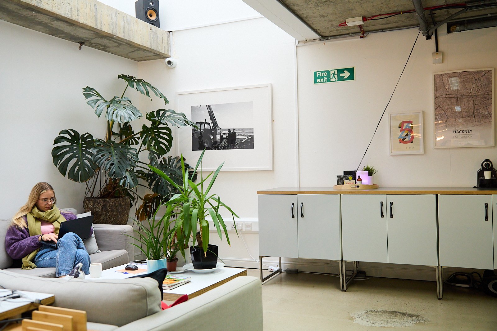 DeskSpacePhotographs0768.jpg