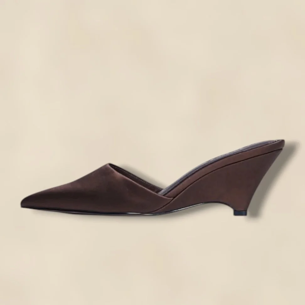 Annie Wedge Closed Toe Shoe TOPSHOP