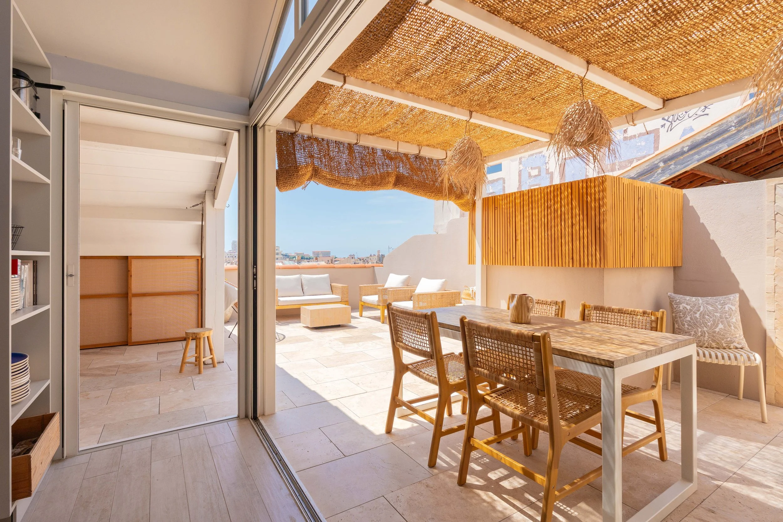 amenagement-salle-a-manger-exterieure-terrasse-paradis.jpg