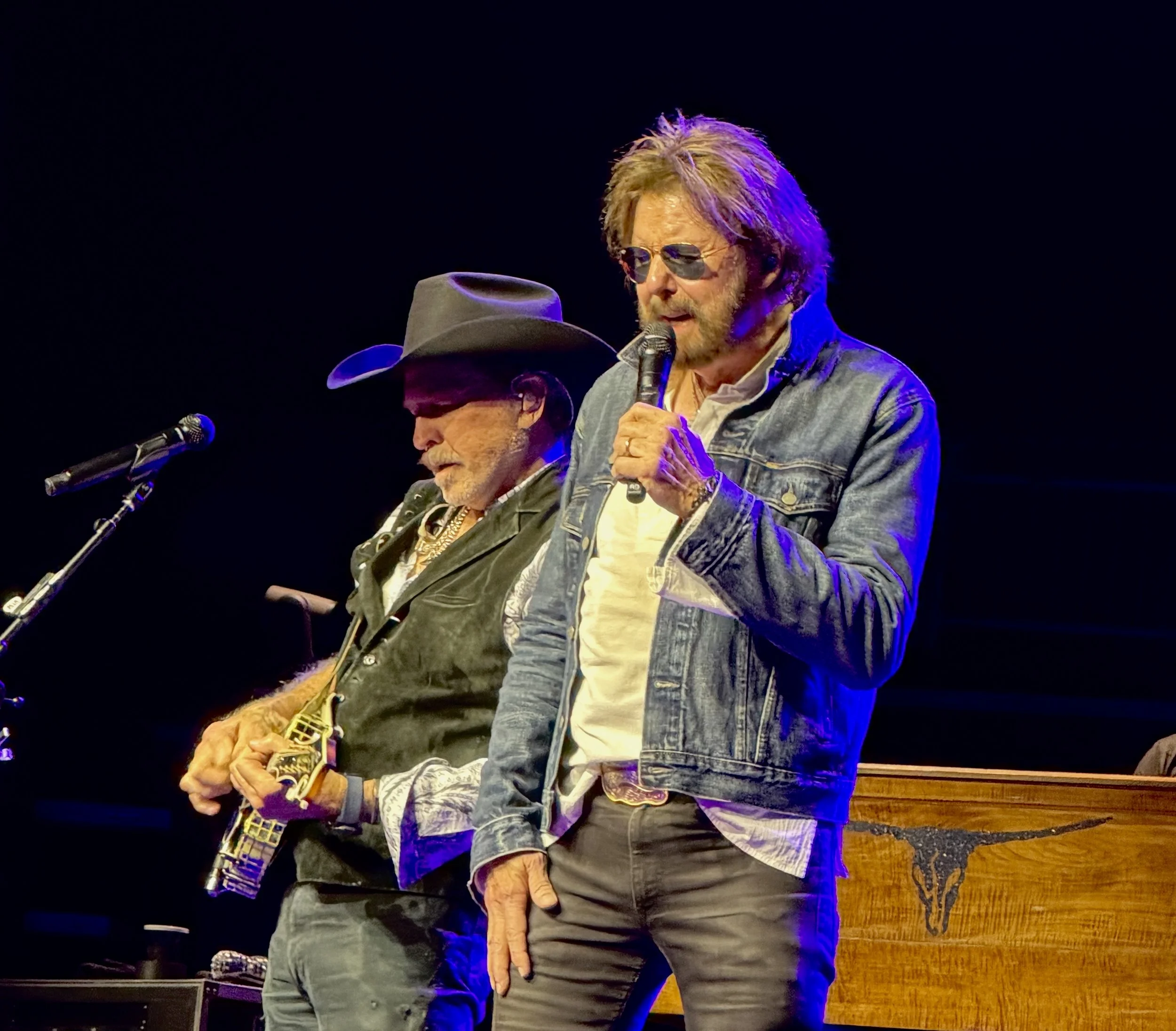 Brooks & Dunn Bring 35 Years of Hits to Evansville Tour Opener