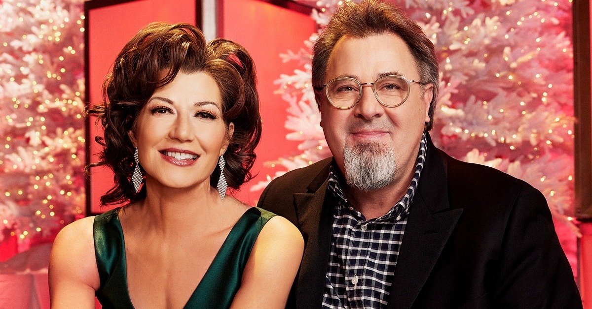 Country Stars Announce 2025 Christmas Tours
