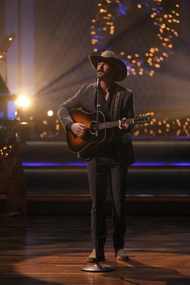 Riley Green CMA Country Christmas.jpg