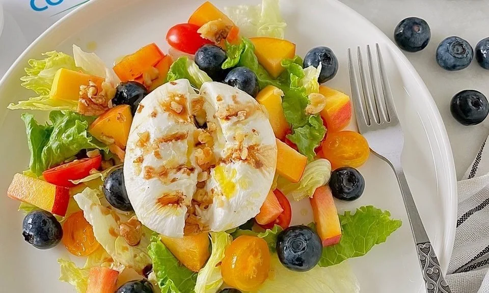 Burrata with Blueberries, Heirloom Tomatoes and Peaches