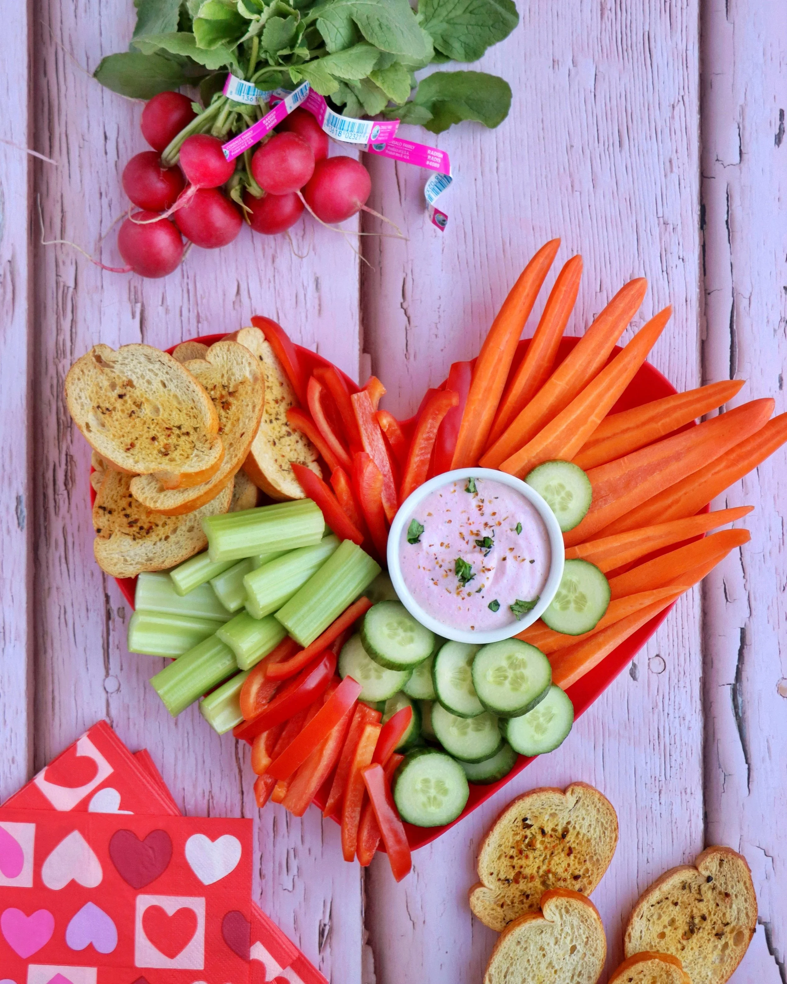 Rosy Radish Dip&nbsp;