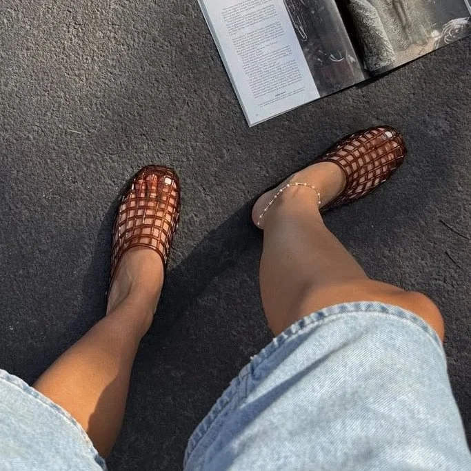 Brown jelly shoes