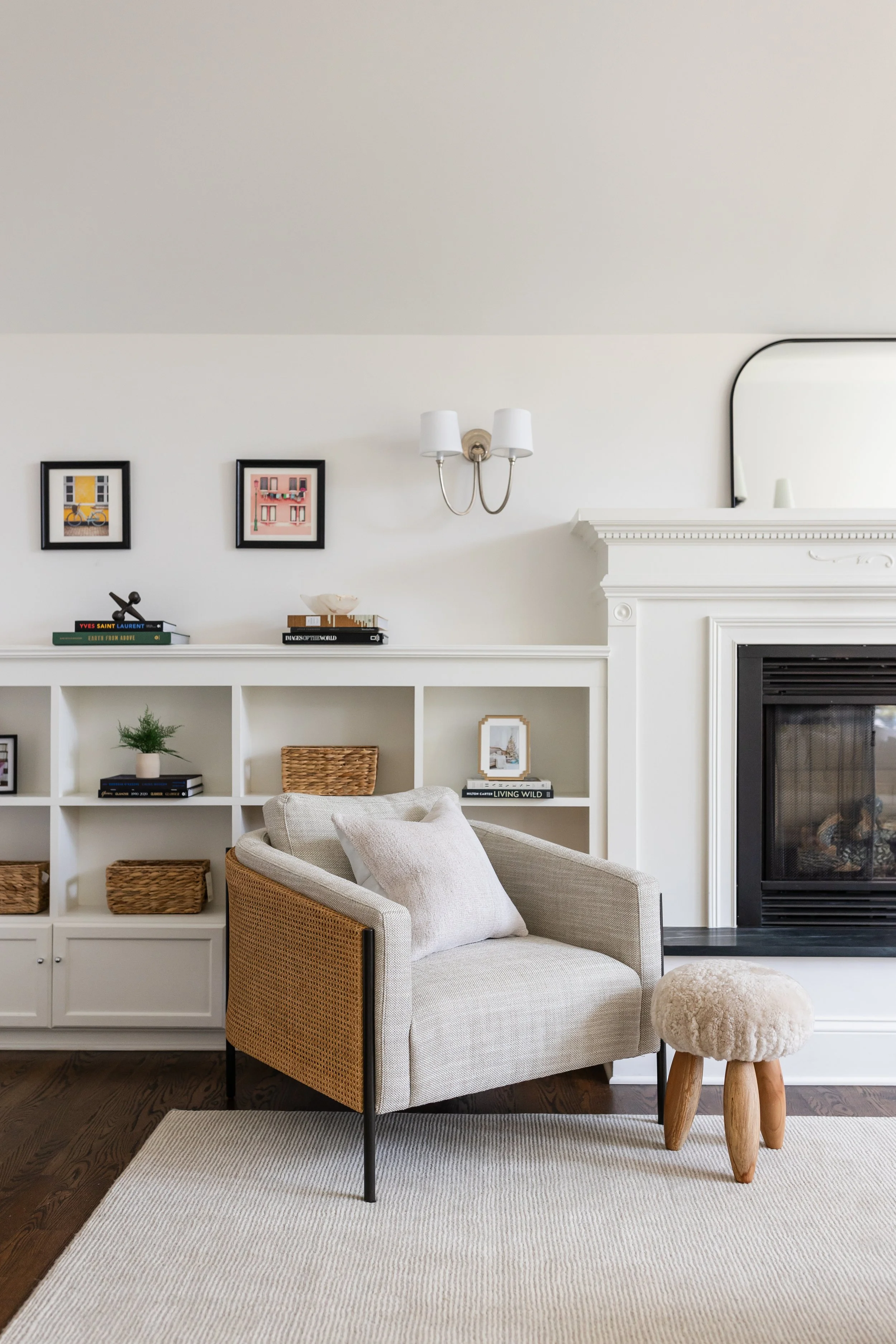 Y&B - Studio W CH-102.jpg