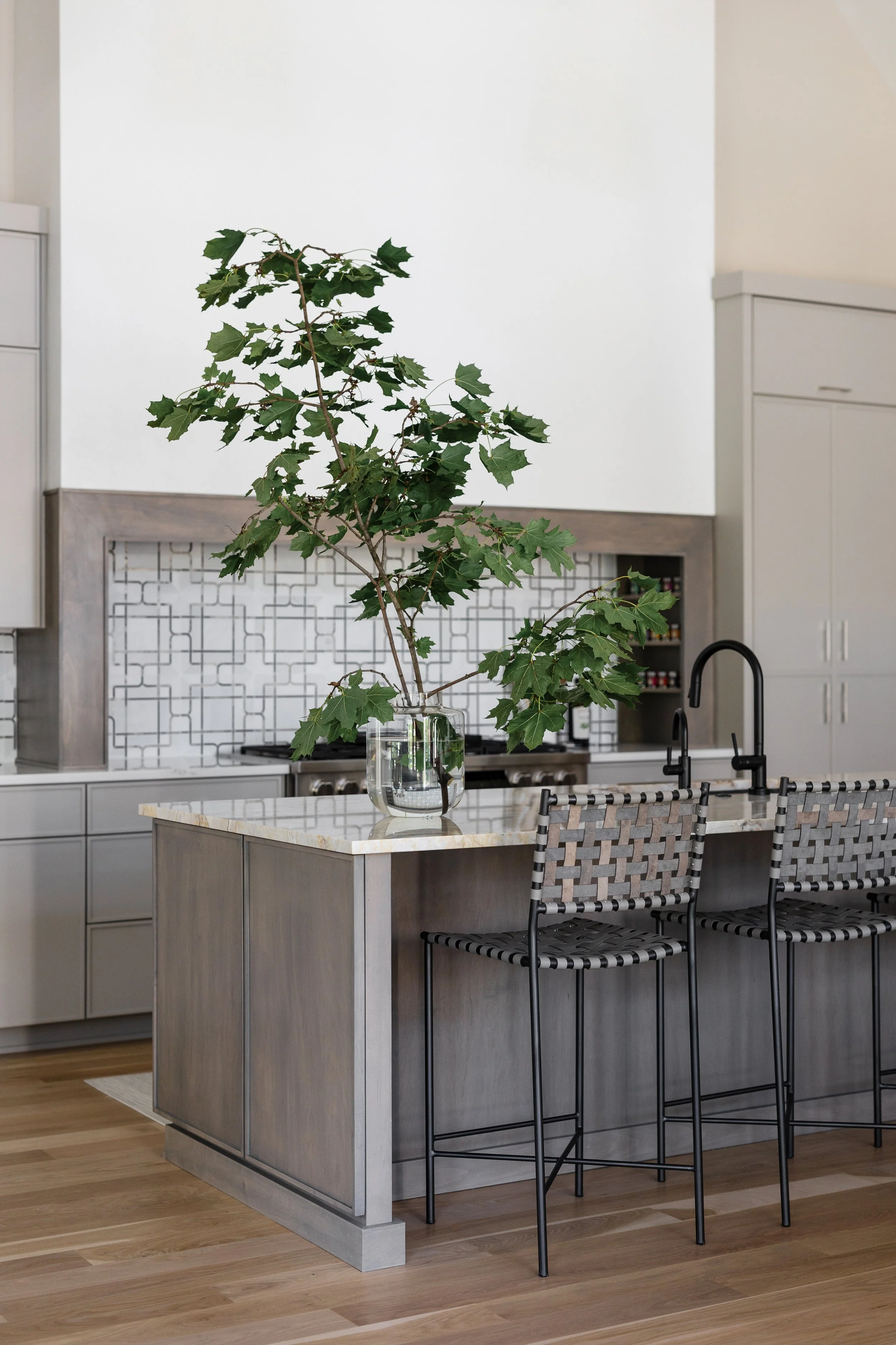 Y&B - LCBentonK-1.jpg