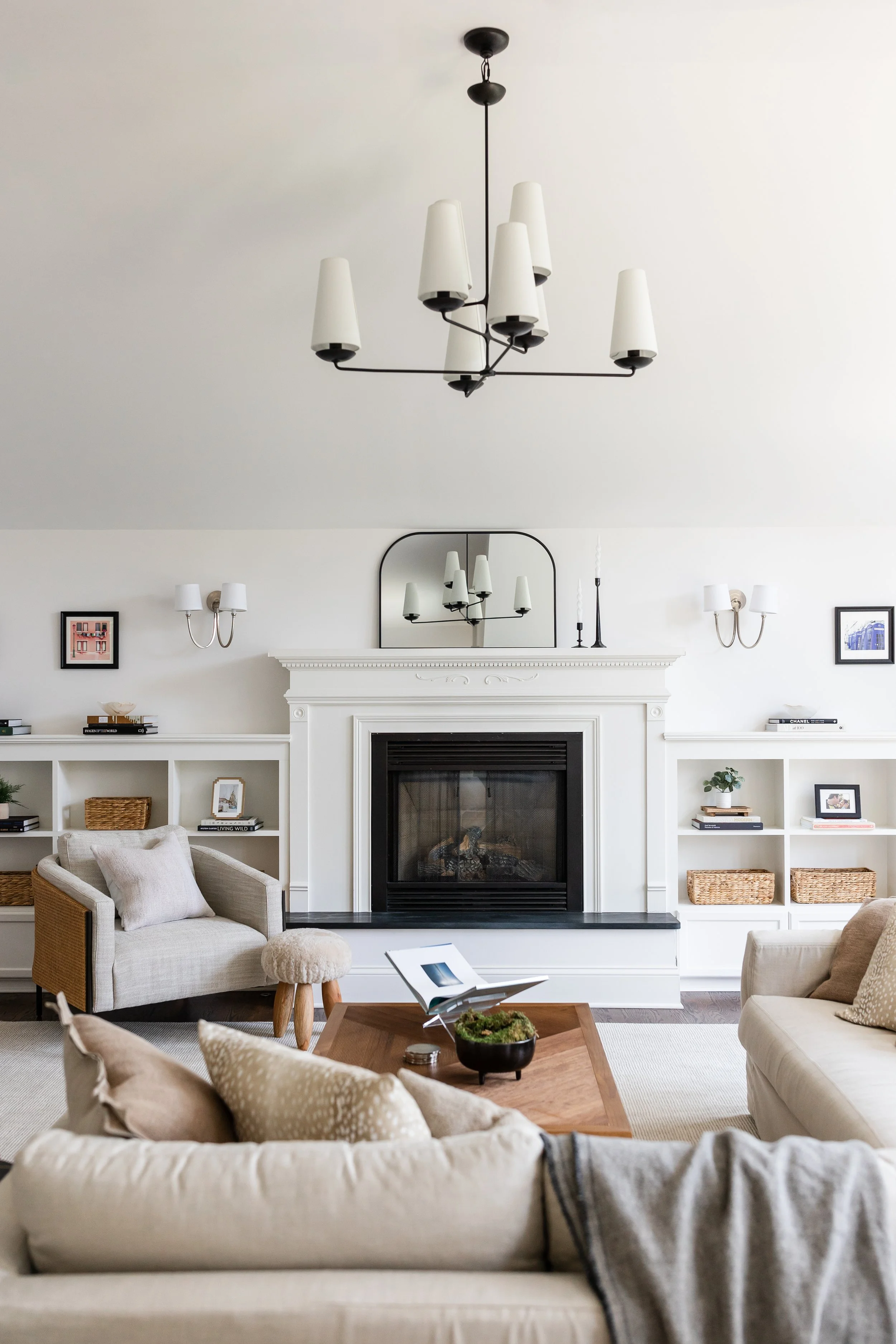 Y&B - Studio W CH-101.jpg