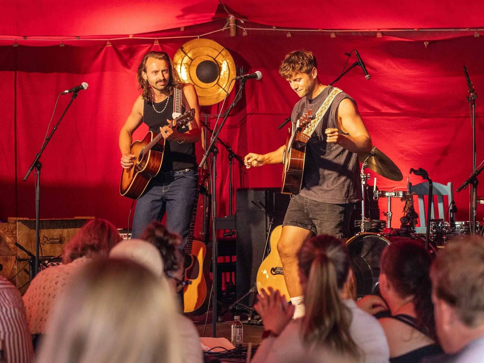 M&aring;nefestivalen er offisielt &aring;pnet og Daniel Kvammen var f&oslash;rste artist ut. Allerede N&Aring;--en fantastisk torsdag! 

Foto: @rockphoto.no 

@danielkvammen