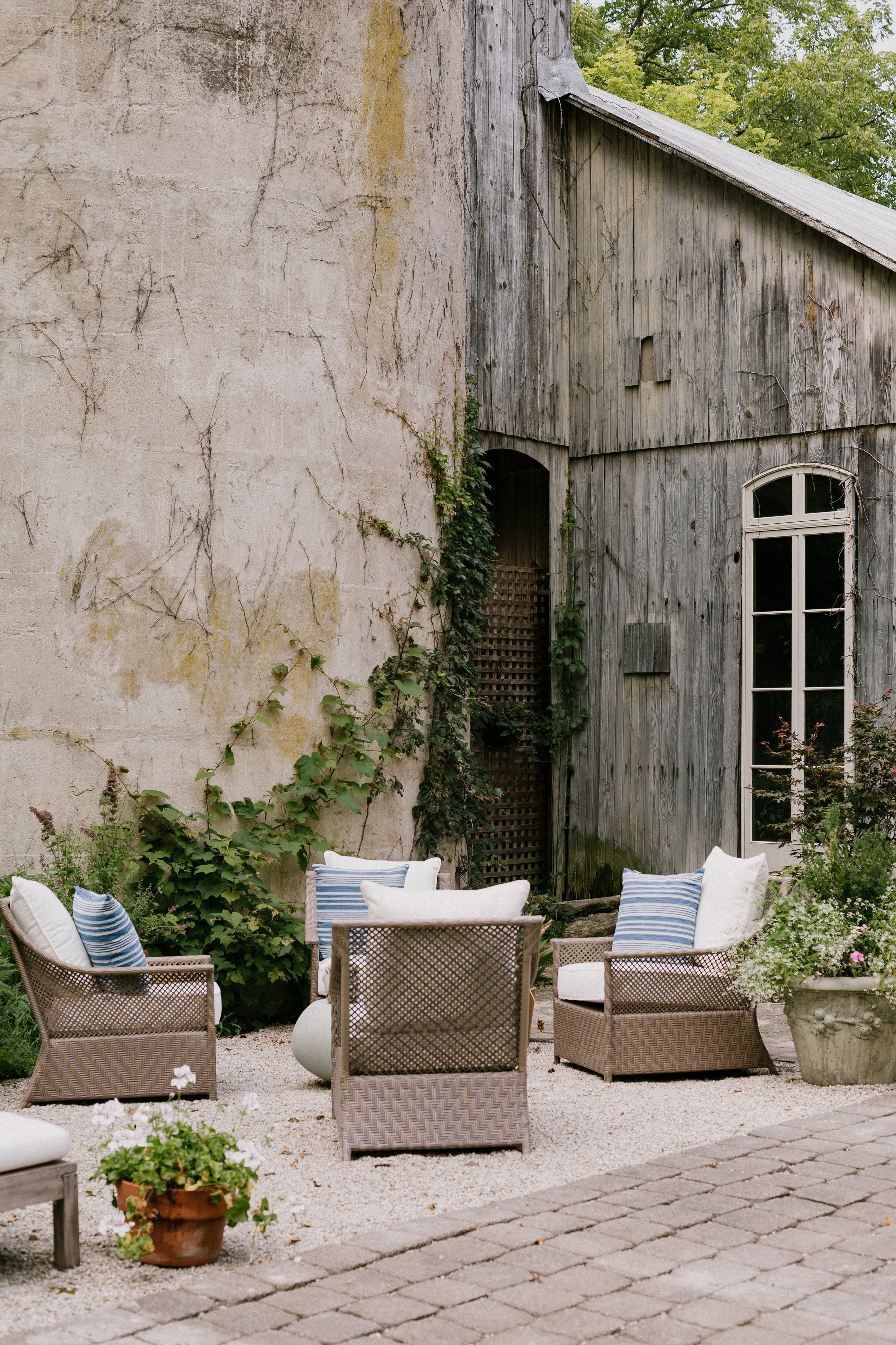 samantha-joy-events-dayton-wedding-planner-yellow-springs-outdoor-wedding-8