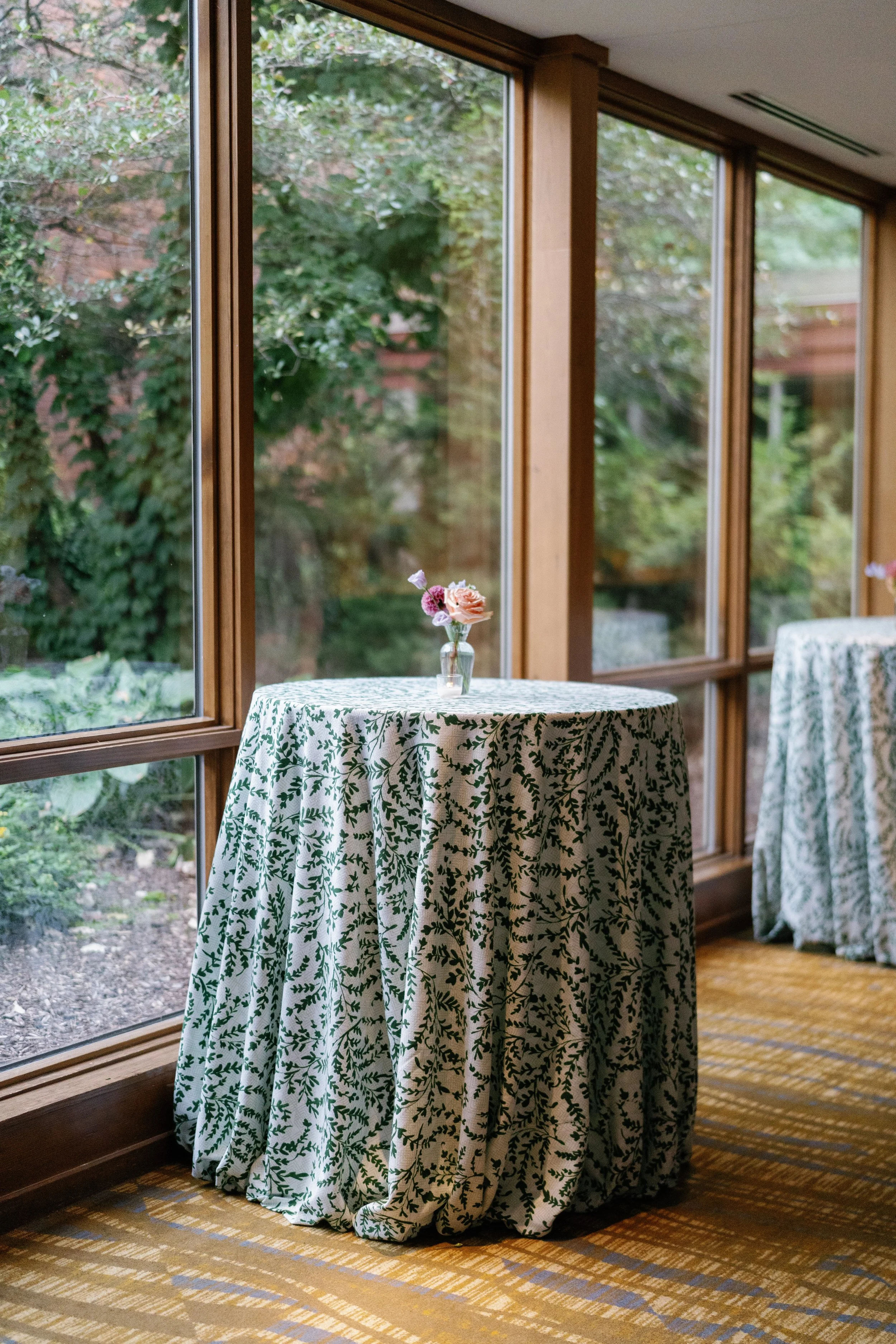 Romantic Chicago forest wedding